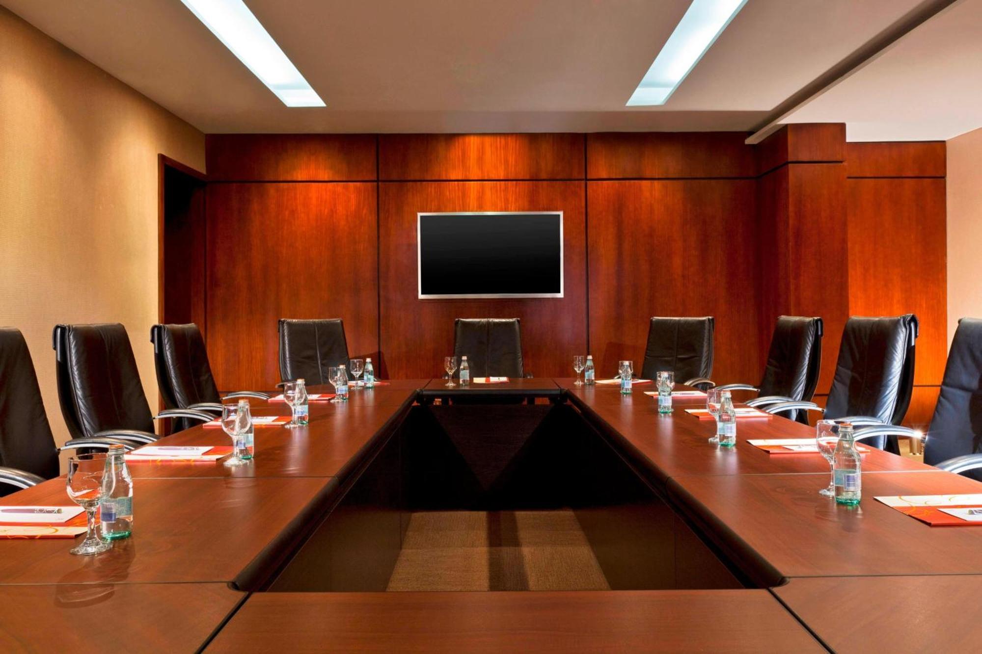 ホテル シェラトン グランド パナマ パナマ・シティー エクステリア 写真 A boardroom